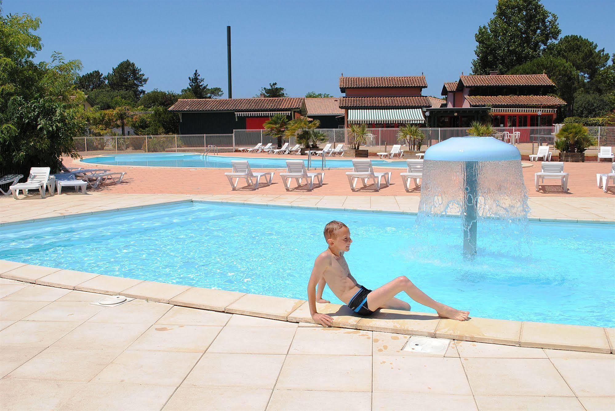 Résidence Néméa Les Rives de Saint Brice Ares Exterior foto